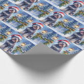 Giant Schnauzer Snowy Iron Fence Santa Christmas Cadeaupapier (Hoek)