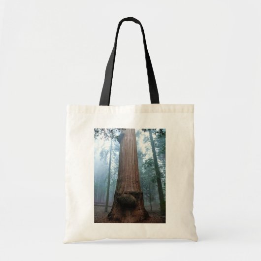 Giant Sequoia Tree in Grant Grove, CA Tote Bag (Voorkant)