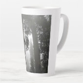 Giant Sequoia Trees in de mist, CA Latte Mok (Rechterhoek)