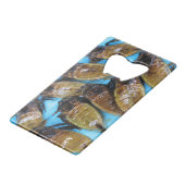 Giant Water Bug (Maeng Daa) ... Aziatische levensm Creditkaart Flessenopener (Voorkant Gekanteld)