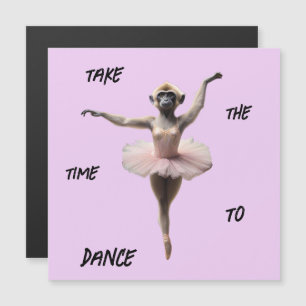 Gibbon balletdanser in een tutu,