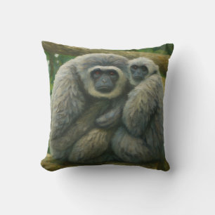 Gibbon Companions - Emotioneel wildlifeportret Kussen