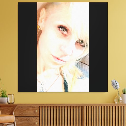 Gidget Canvas Afdruk (Insitu (Woonkamer))