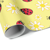 gierig ladybug- en daisy-bloempatroon geel cadeaupapier (Rol Hoek)