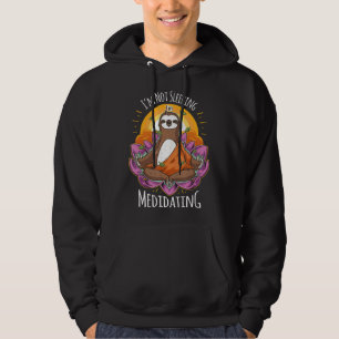 Gif van luiaard die mediteert niet slaapt mindfuln hoodie