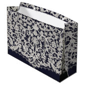 Gift Bag ANTIEK LACE PATTERN Groot Cadeauzakje (Achterkant Gekanteld)