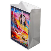 Gift Bag Glossy Medium Cadeauzakje (Achterkant Gekanteld)