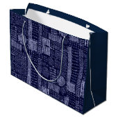 GIFT BAG JAPANESE GEOMETRISCH PATROON IN DARK BLUE GROOT CADEAUZAKJE (Achterkant Gekanteld)