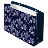 GIFT BAG JAPANS ABSTRACT FLORAL PATTERN IN BLAUW GROOT CADEAUZAKJE (Achterkant Gekanteld)