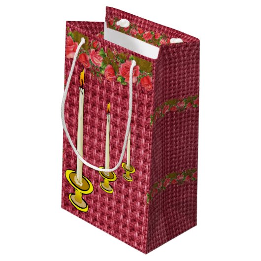 Gift Bag Red Floral Candles Klein Cadeauzakje (Achterkant Gekanteld)