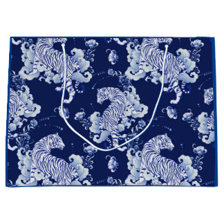 GIFT BAG-TIGERS IN CLOUDS IN BLAUW GROOT CADEAUZAKJE
