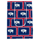 Gift Bag with flag of Wyoming, USA Medium Cadeauzakje (Achterkant)