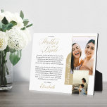 Gift for Moeder The Bride | Foto en bericht Fotoplaat<br><div class="desc">Echt speciale en gedenkwaardige moeder van de bruidskgift van de dochterfoto en boodschap witte plaque. Geef je moeder een mooi gepersonaliseerd cadeau op je trouwdag dat ze voor altijd zal koesteren. Deze prachtige persoonlijke trouwdag cadeau is voorzien van een ontwerp met twee foto's die twee van je eigen speciale moeder-...</div>