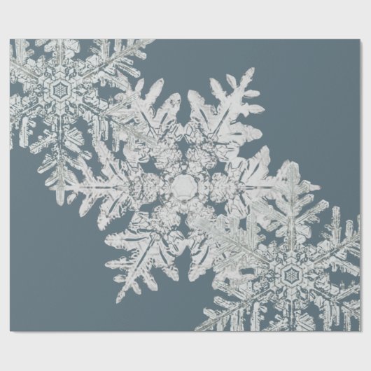 GIFT WRAPPING PAPER BENTLEY SNOWFLAKE CADEAUPAPIER (Vlak)