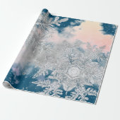GIFT WRAPPING WILSON BENTLEY SNOWFLAKS IN CLOUDS CADEAUPAPIER (Uitgerold)