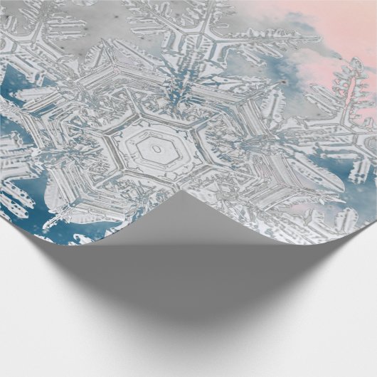 GIFT WRAPPING WILSON BENTLEY SNOWFLAKS IN CLOUDS CADEAUPAPIER (Hoek)