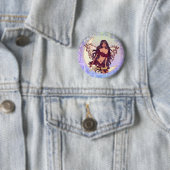 Giftige fee-speld ronde button 5,7 cm (In situ)