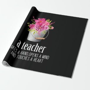 Gifts Teacher Een leraar neemt een handje Cadeaupapier