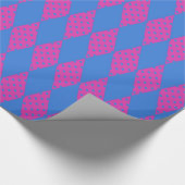 Giftwrap: Faux-Patchwork: Blauwe stippen op roze Cadeaupapier (Hoek)