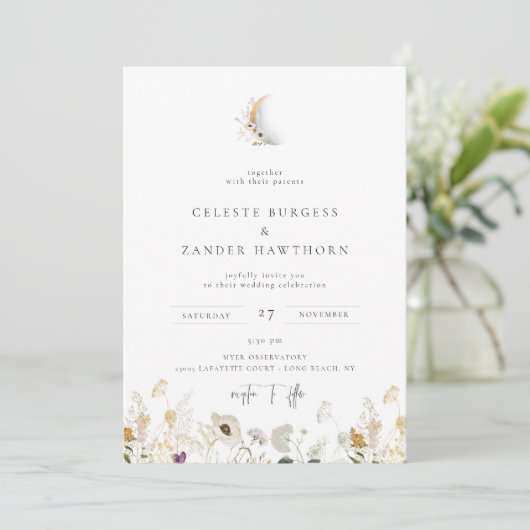 Gilded Crescent Moon Wildflower Wedding Invitation Aankondiging (Staand voorkant)