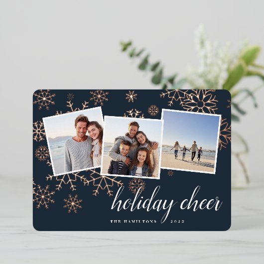 Gilded Snow | Snowflake Photo Collage Roos Gold Folie Feestdagenkaart (Staand Voorkant)