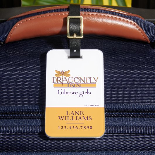 Gilmore Girls | Dragonfly Inn Logo Bagagelabel (Voorkant Insitu 2)