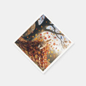 Ginger Cat springt uit de herfst bladstapel Servet (Hoek)