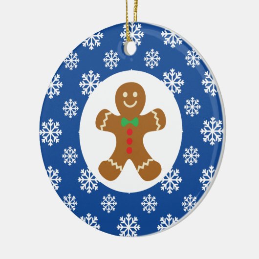 Gingerbread Man Sneeuwvlokken Kerstblauw Keramisch Ornament (Links)