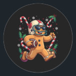 Gingerbread Man Spelen Football Christmas Xmas Ki Ronde Sticker<br><div class="desc">Gingerbread Man Spelen Football Christmas Xmas Kinder</div>