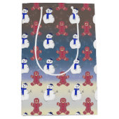 Gingerbread Mannen en Sneeuwmannen, Kerstcadeauzak Medium Cadeauzakje (Voorkant)