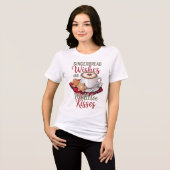 Gingerbread Wishes and Mistletoe Kisses Christmas Tri-Blend Shirt (Voorkant volledig)