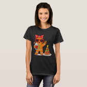 Gingerbread Women Drinking Coffee Christmas Tree C T-shirt (Voorkant volledig)