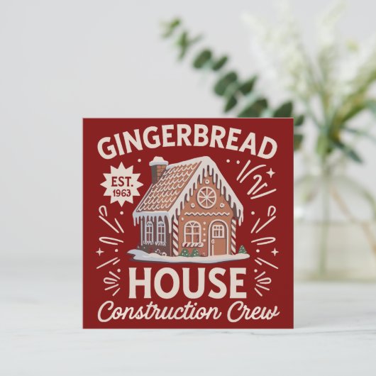Gingerbreadhuis Bouwteam Grappige Kerstmis  Feestdagenkaart (Staand voorkant)