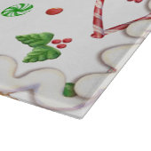 Gingerbrood en hart geïsoleerd snijplank (Hoek)