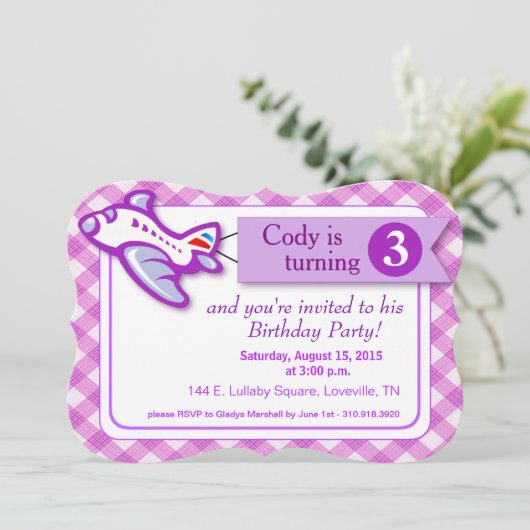 Gingham Banner Plane Birthday | lavendel Kaart (Staand voorkant)