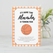 Gingham Basketbal Verjaardag Kaart (Staand voorkant)