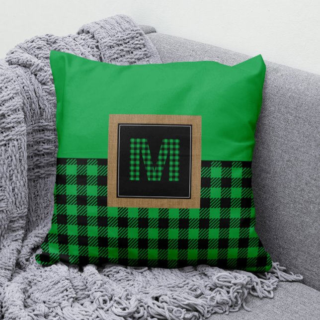 Gingham Green- en Black Buffalo-spelmonogram Kussen (Monogram Green and Black Buffalo Check Pillow)