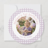 Gingham Lavender 1e Verjaardag Foto Uitnodiging (Voorkant)