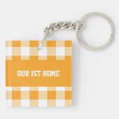 Gingham Patroon Ons 1e Huis Sleutelhanger (Achterkant)