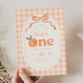 Gingham Peach eerste verjaardag uitnodiging