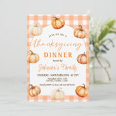 Gingham Pompoen Thanksgiving Uitnodiging (Staand voorkant)