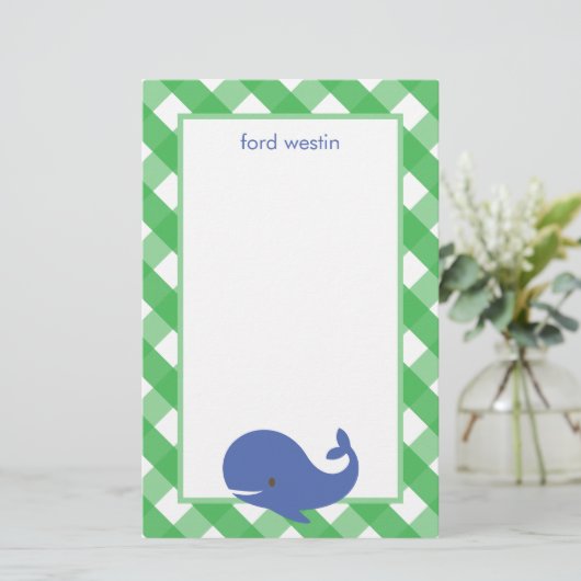 Gingham Whale - Aangepaste schrijfbenodigdheden (Staand voorkant)