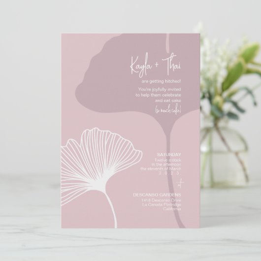 Gingko Silhouette Invitation Modern Pink Wedding Kaart (Staand voorkant)