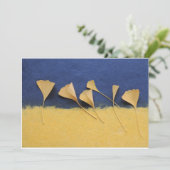 ginkgo-bladeren op handgemaakt papier, vijfmaal7 u kaart (Staand voorkant)