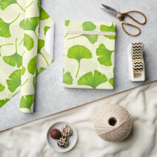 Ginkgo patroon op wit cadeaupapier