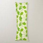 Ginkgo patroon op wit lichaamskussen (Voorkant Verticaal)