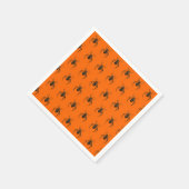 gipspinnen in neon oranje servet (Hoek)