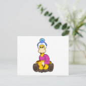 Giraf in de winter met sjaal en hoed briefkaart (Staand voorkant)