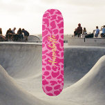 Giraffe - Aangepast skateboard afdrukken<br><div class="desc">Safari Theme. Roomkorrels en lichtbruine girafdruk. Dit is een eenvoudig,  elegant en wild design Perfect voor Giraffe-liefhebbers.</div>