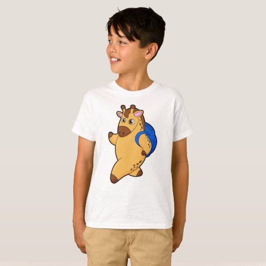 Giraffe als student met rugzak t-shirt (Voorkant volledig)